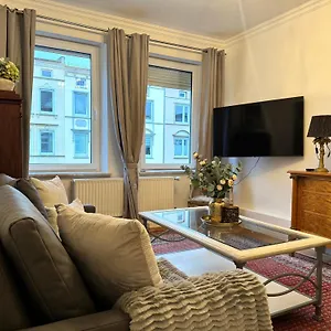https://ferienwohnung-coco-brockesstr-10.hamburg-hotels-de.com